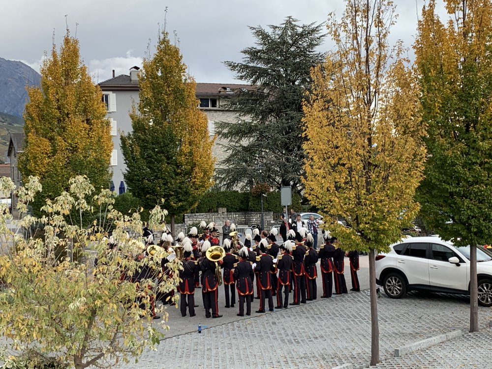 09_3B89DF98-DE98-431A-B03B-69B5A4D2B060