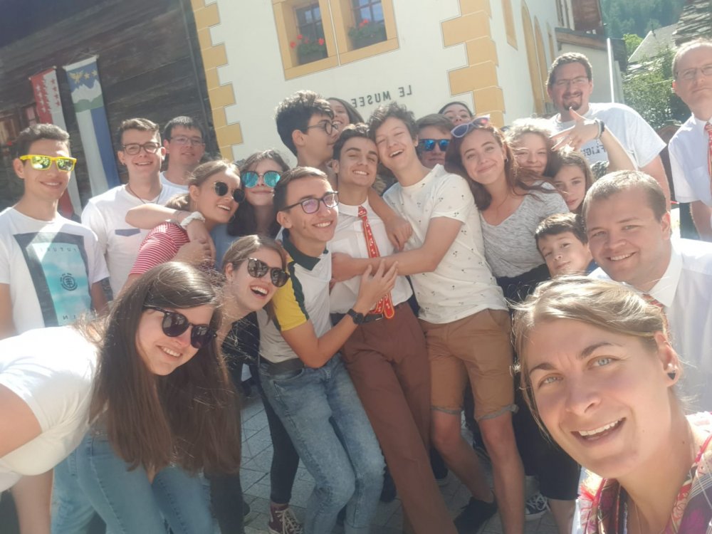 10F20731-5095-4D6E-803E-C356CECE1B36