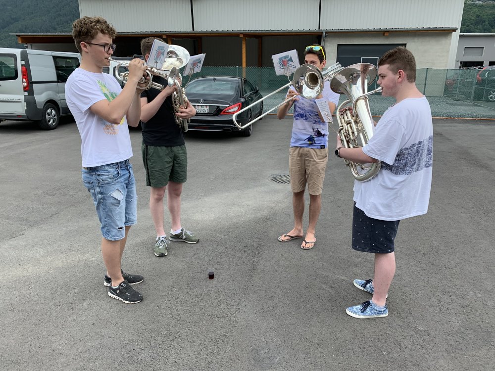 F4A4E395-4DAA-4116-A993-43D79D79C71F