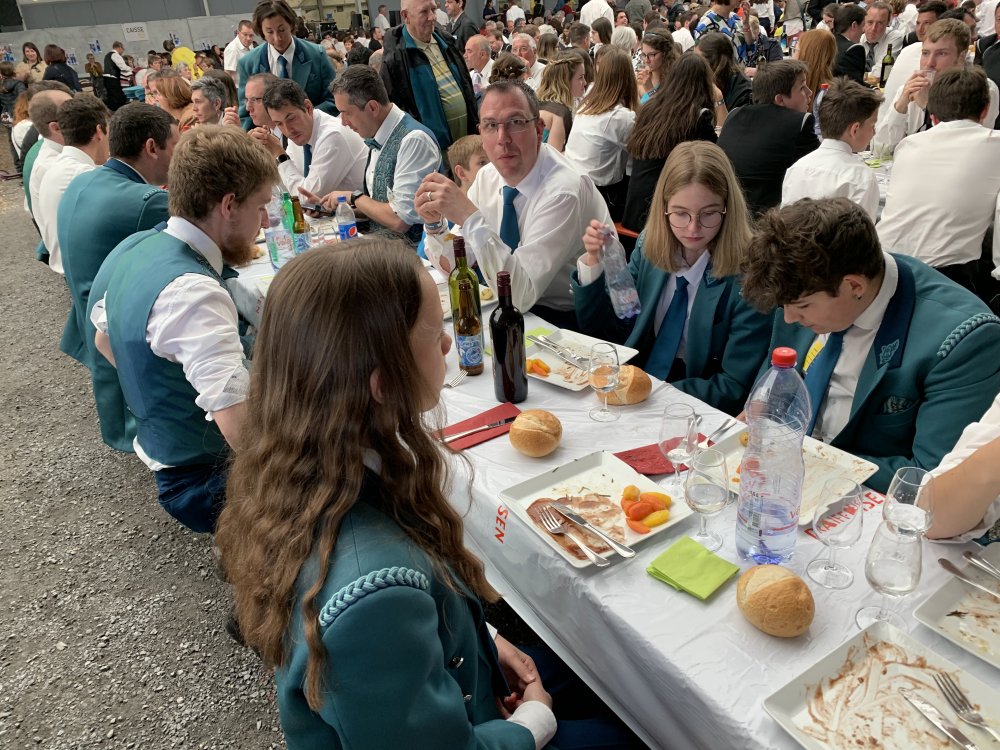 296F6D25-A186-4014-9FB1-C25B21CDF6E2