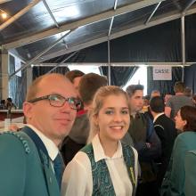 FA4CEDAE-AF9E-4F81-AA1F-CEB0F0FD3B46